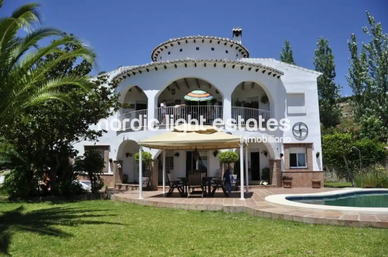 Exterior view of Houses for sale in Viñuela  with Terrace, Swimming Pool and Furnished