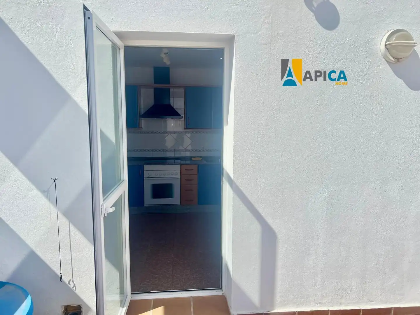 Kitchen of Flat for sale in Conil de la Frontera  with Air Conditioner and Terrace