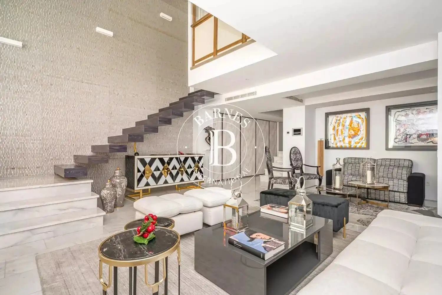 Living room of Flat for rent in Madrid  with Air Conditioner, Heating and Swimming Pool