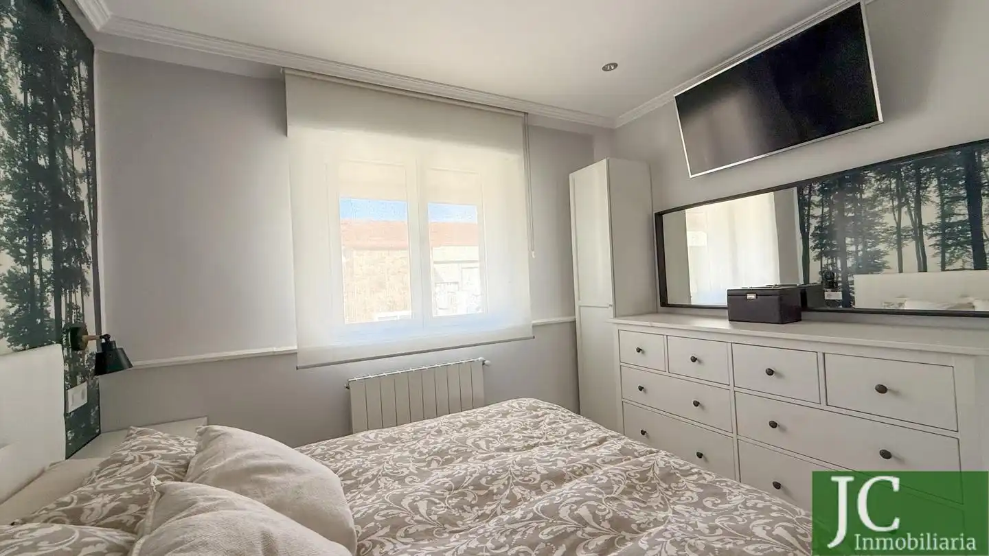 Bedroom of Flat for sale in Colindres, Cantabria