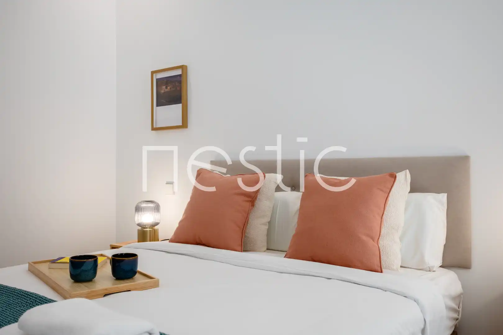 Habitación de Apartamento de alquiler en Madrid con Aire acondicionado, Calefacción y Amueblado