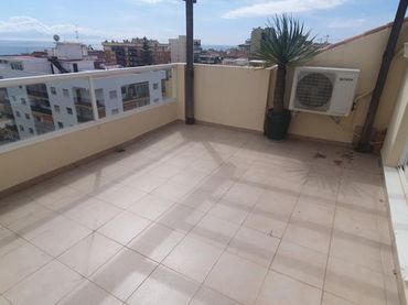 Attique avec piscine à vendre à Avenida Ramón y Cajal 50