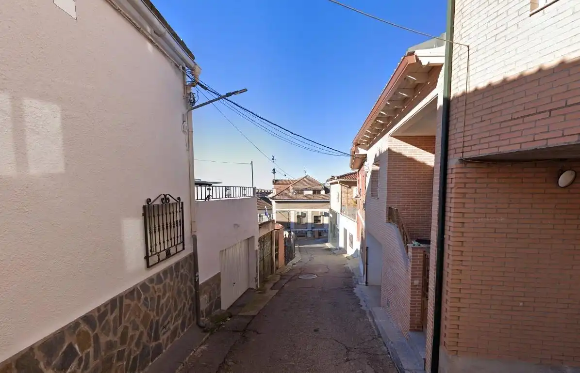 Vista exterior de Piso en venta en Recas