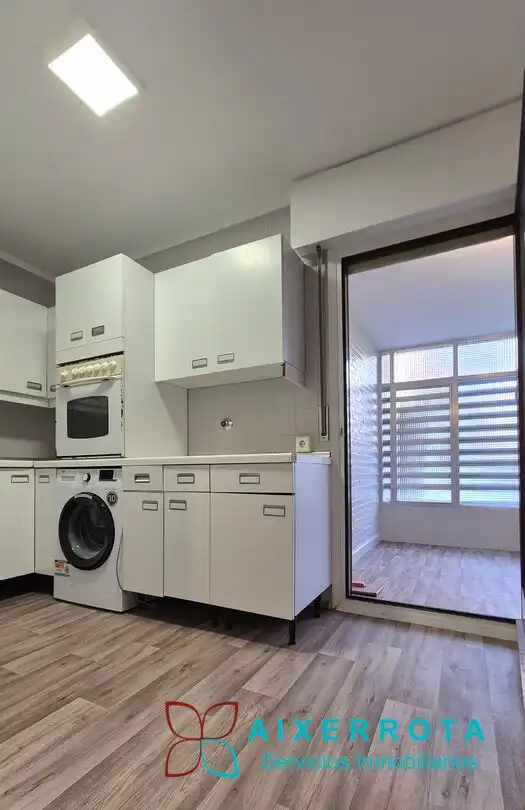 Flat for sale in Ibaizabal Kalea, Villamonte