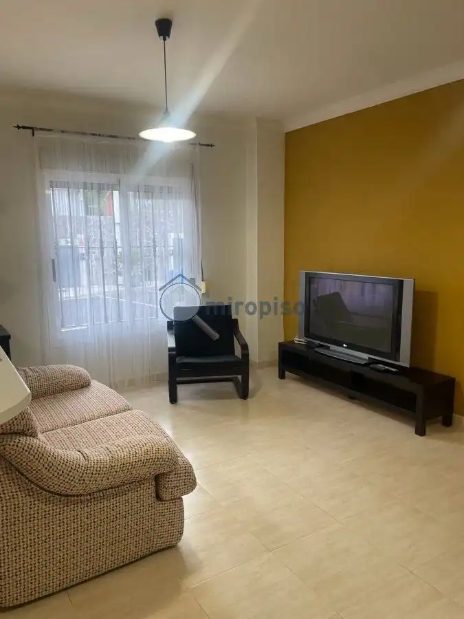 Piso de alquiler en Eladio Roca Salazar, Villa Ascensión - El Perú - Cruz del Señor