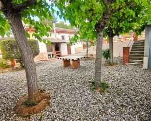 Jardí de Casa adosada en venda en Vallirana amb Terrassa