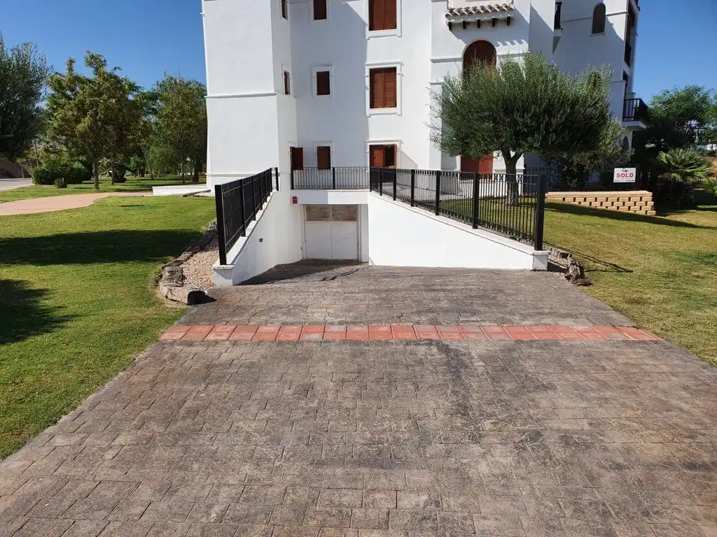 Terrassa de Garatge en venda en Murcia