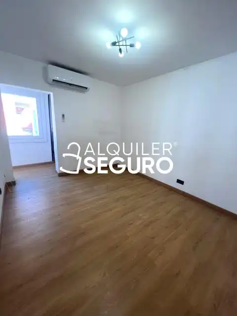 Flat for rent in Carretas, Centro