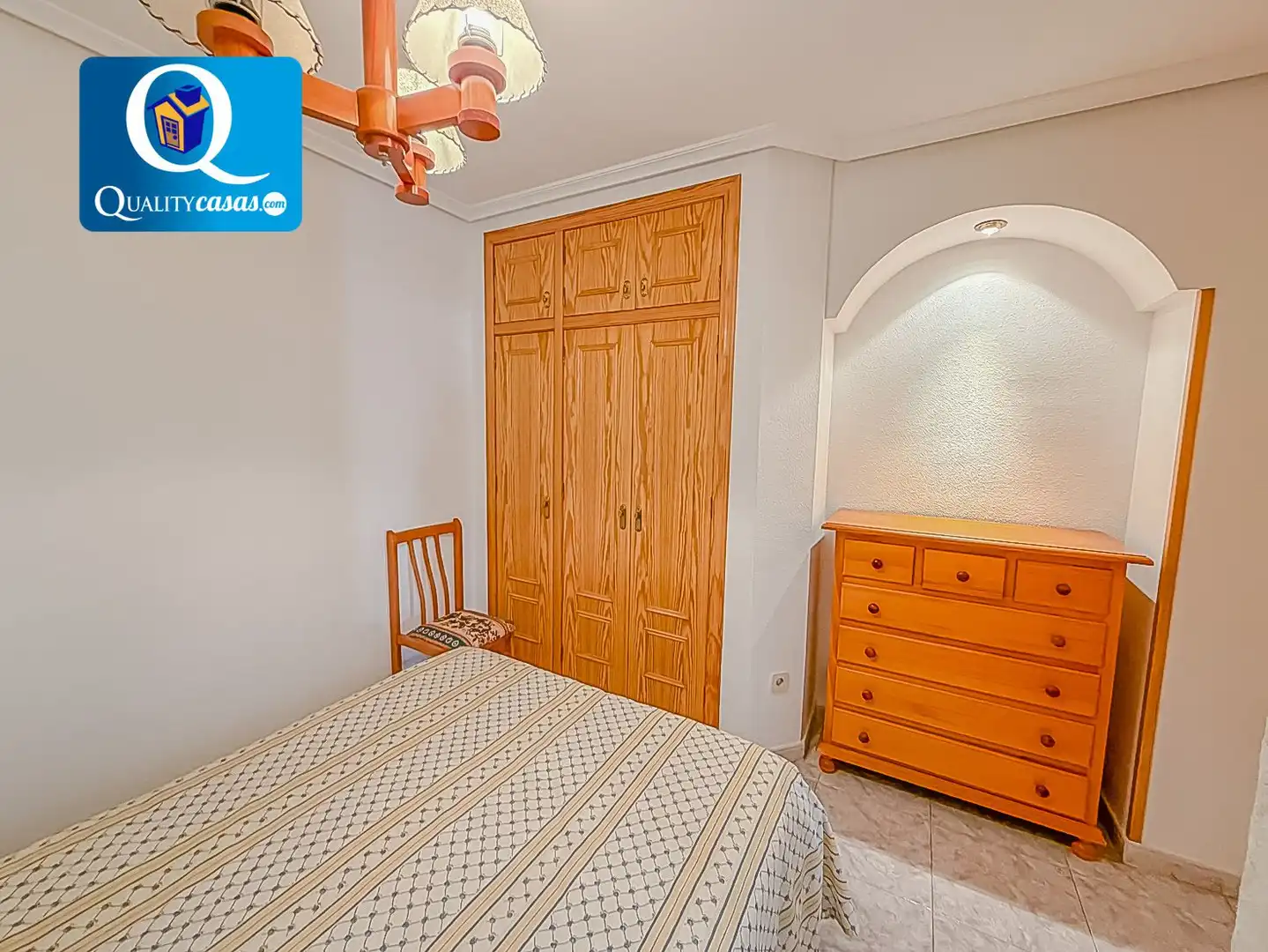 Bedroom of Flat for rent in Torrevieja  with Terrace
