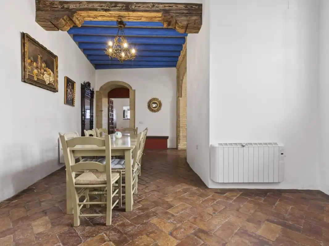 Comedor de Casa o chalet en venta en Carmona con Calefacción, Trastero y Piscina
