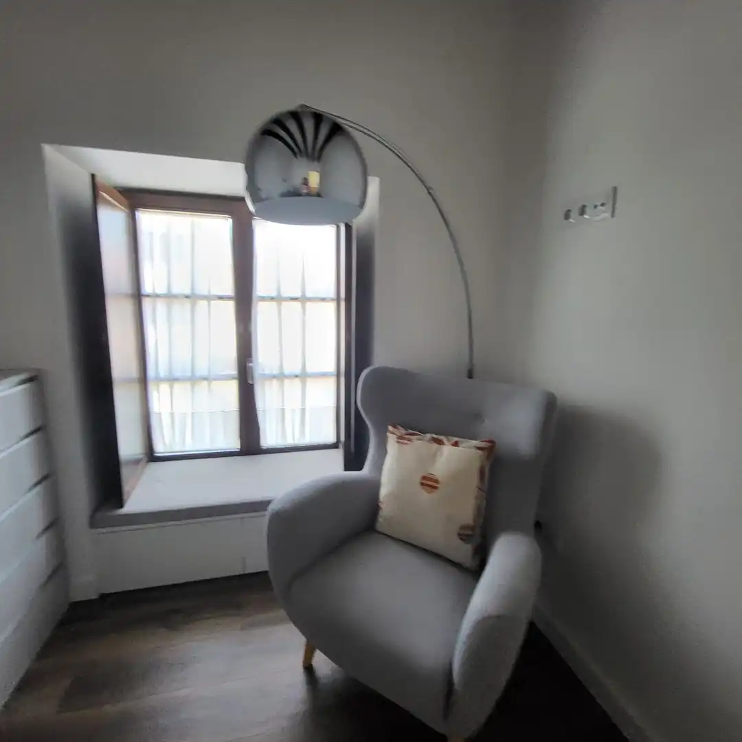 Sala d'estar de Apartament de lloguer en Ávila amb Traster i Moblat