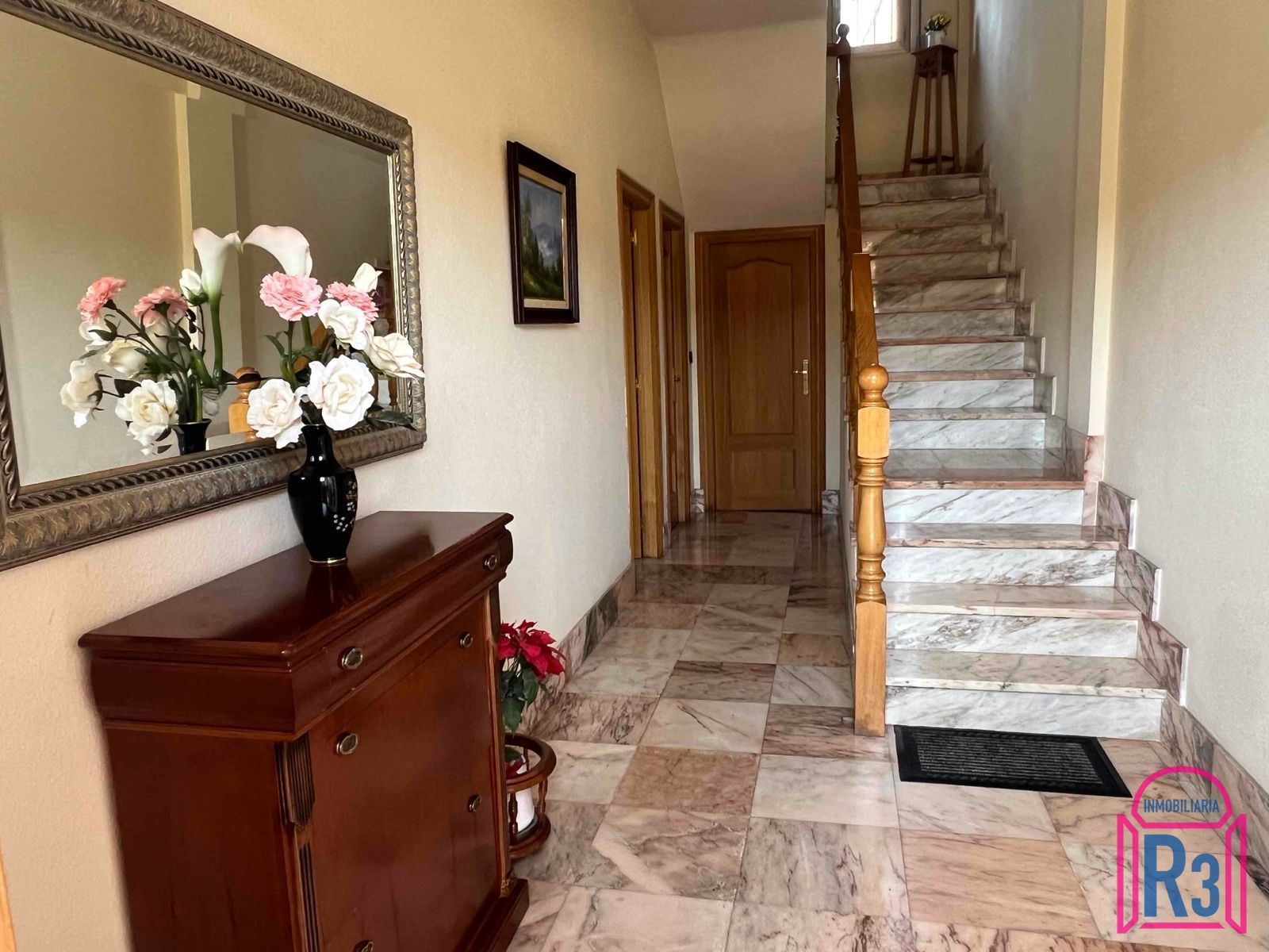 House or chalet for sale in León Capital   with Heating, Private garden and Terrace