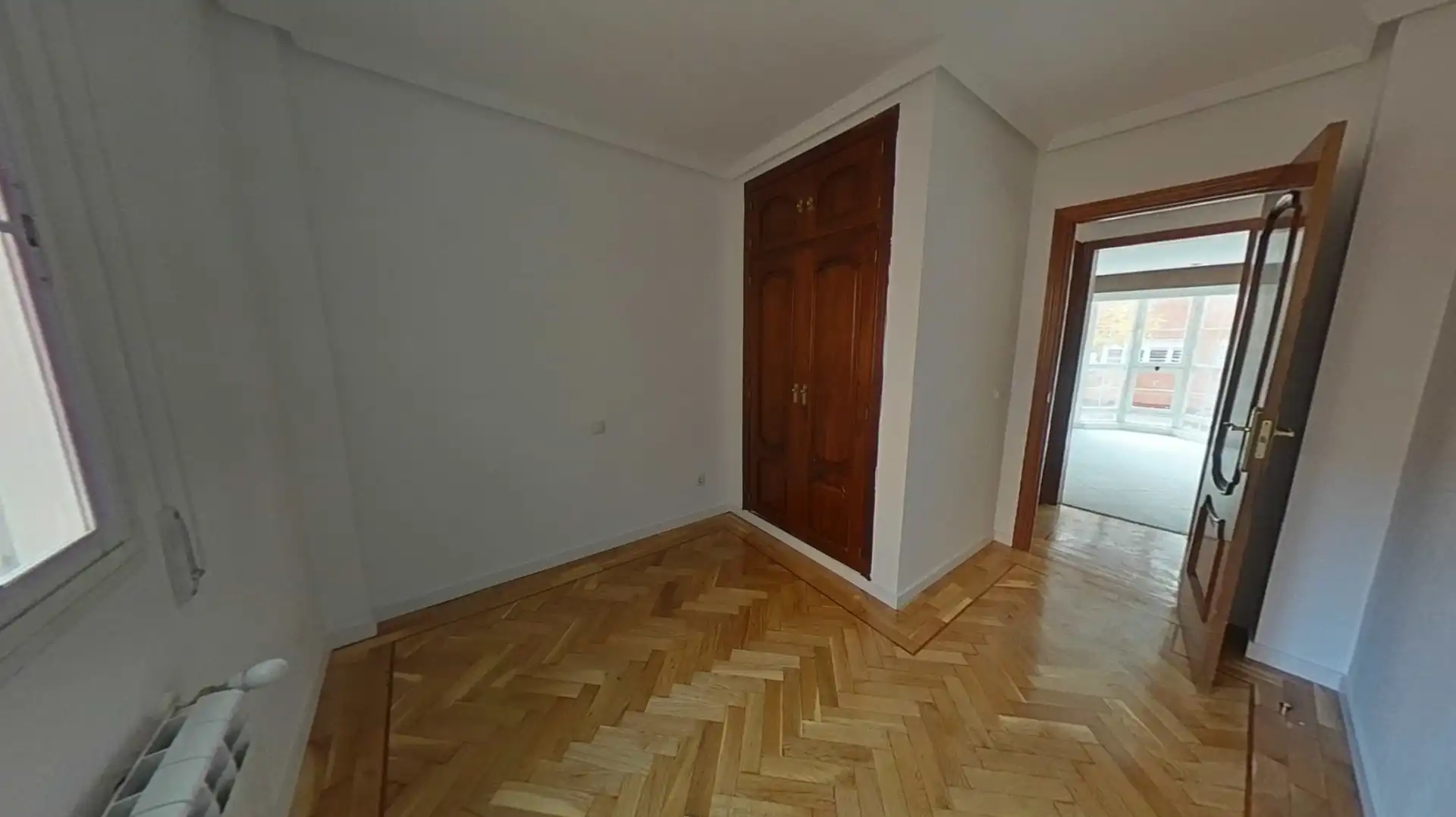 Habitación de Dúplex en venta en San Sebastián de los Reyes con Calefacción, Terraza y Trastero