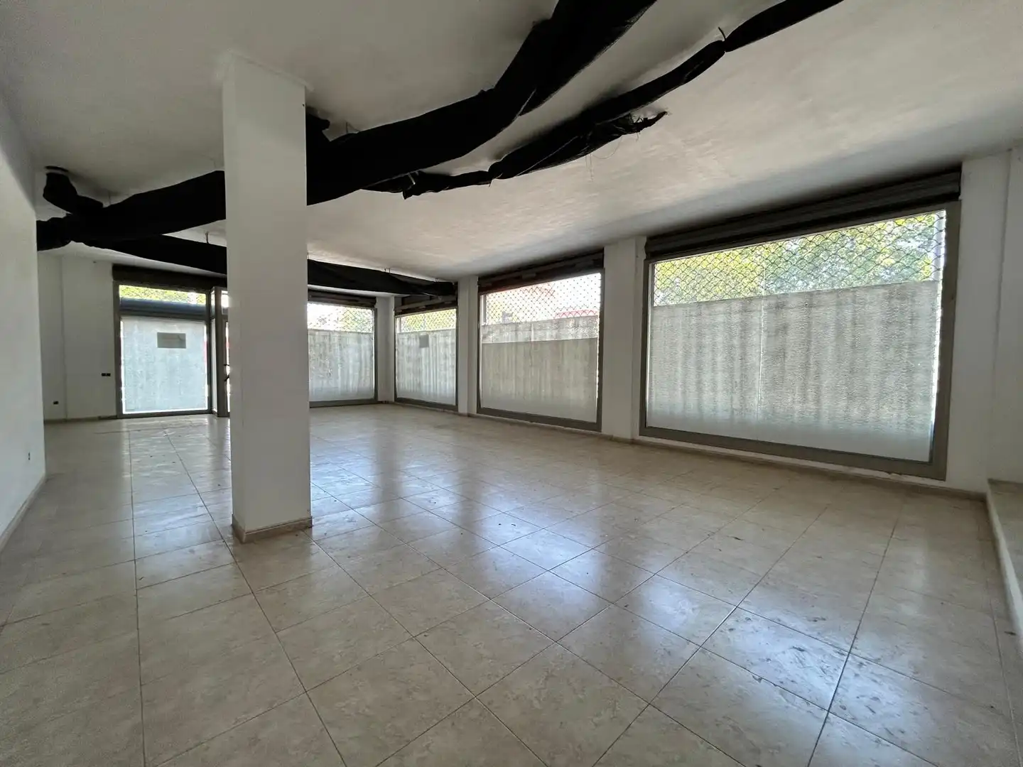 Local comercial de lloguer a Carrer de Francesc Macià i Llussà, imagen 6