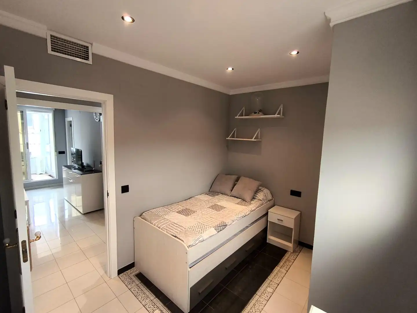 Habitación de Ático en venta en Llucena / Lucena del Cid con Aire acondicionado, Calefacción y Terraza