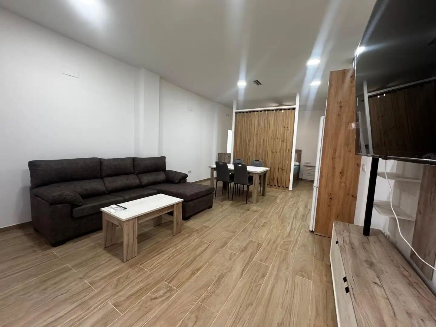 Living room of Flat for rent in Córdoba  with Air Conditioner, Heating and Balcony