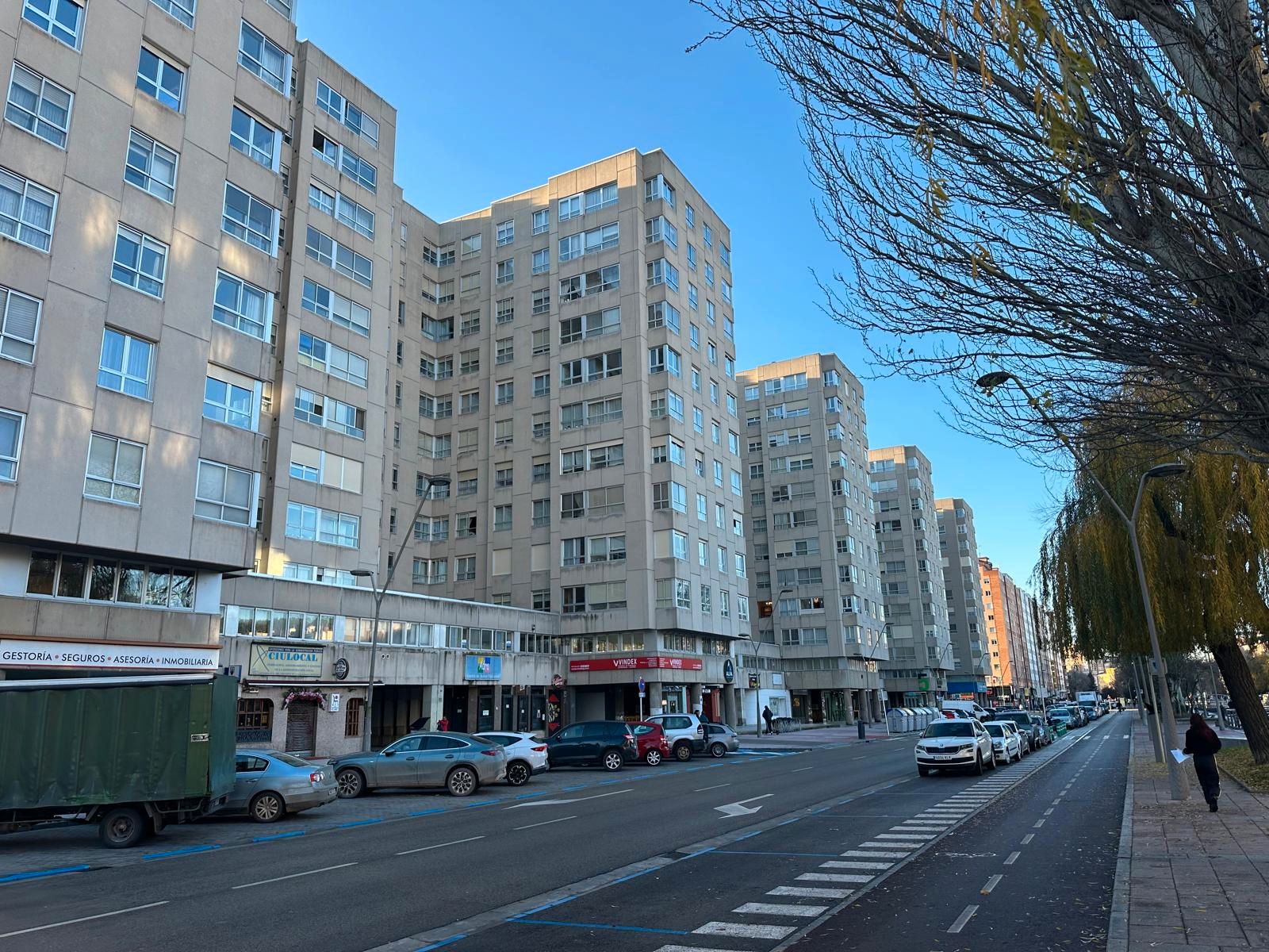 Vista exterior de Pis en venda en Burgos Capital amb Calefacció i Traster