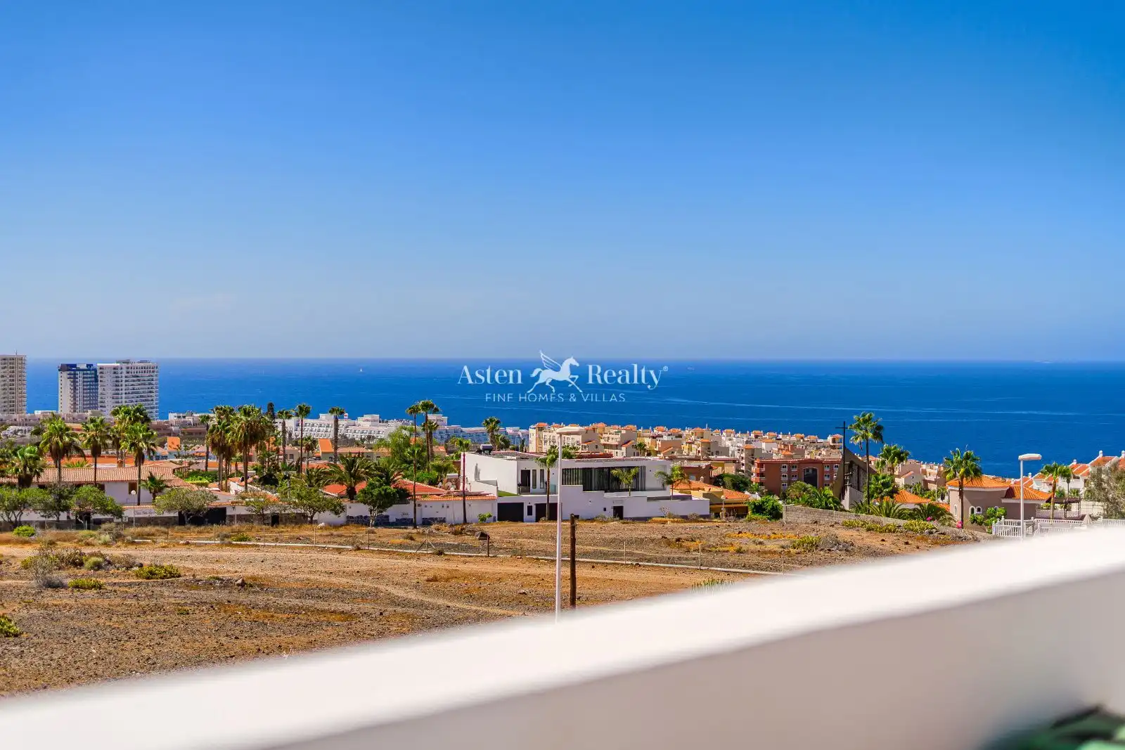 Exterior view of Attic for sale in Adeje  with Terrace, Swimming Pool and Furnished