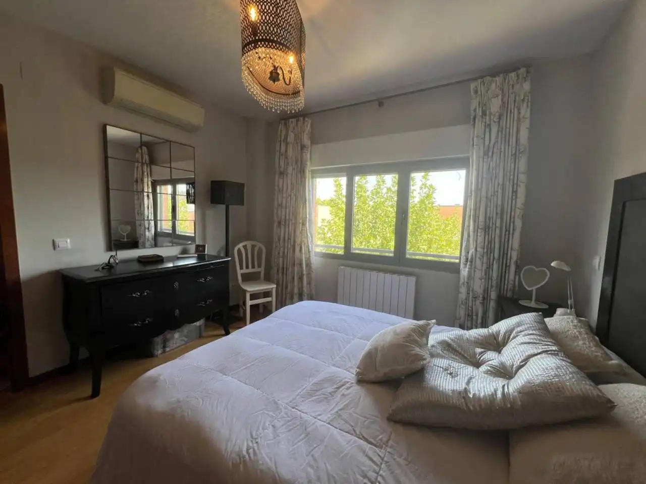 Semi-detached house with pool to rent in Bargas, imagen 31