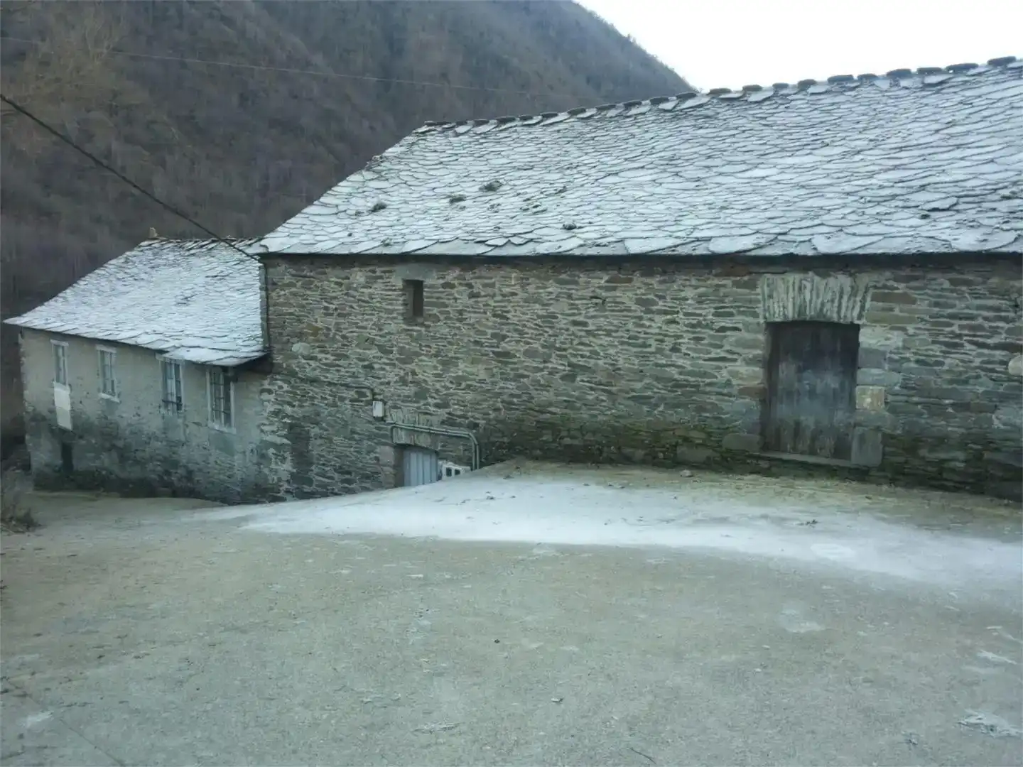 Vista exterior de Finca rústica en venda en Palacios del Sil