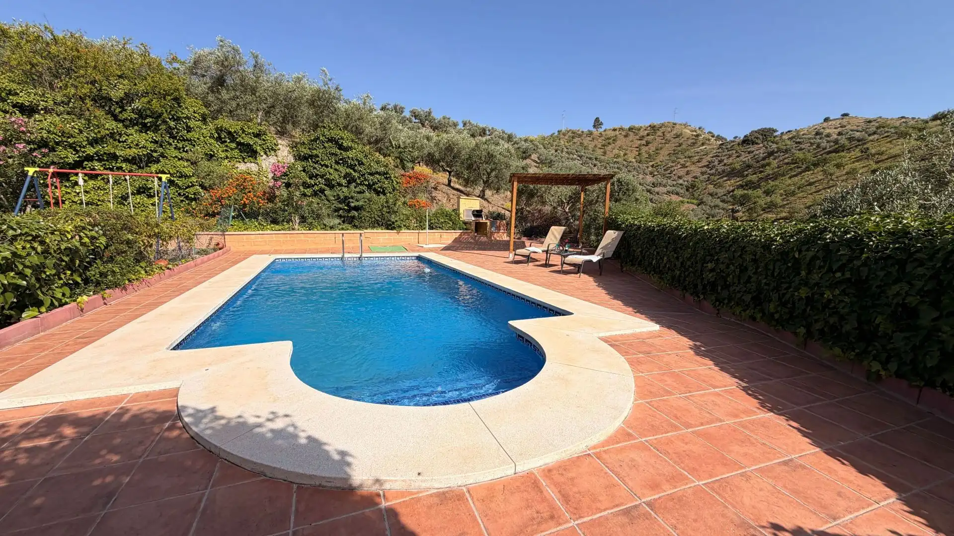 Piscina de Finca rústica en venda en Almogía amb Aire condicionat i Piscina