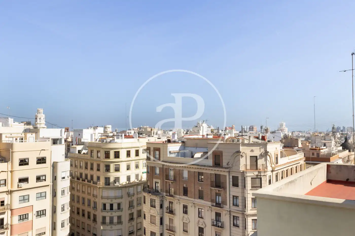 Àtic de lloguer a C. del Hospital, Sant Francesc