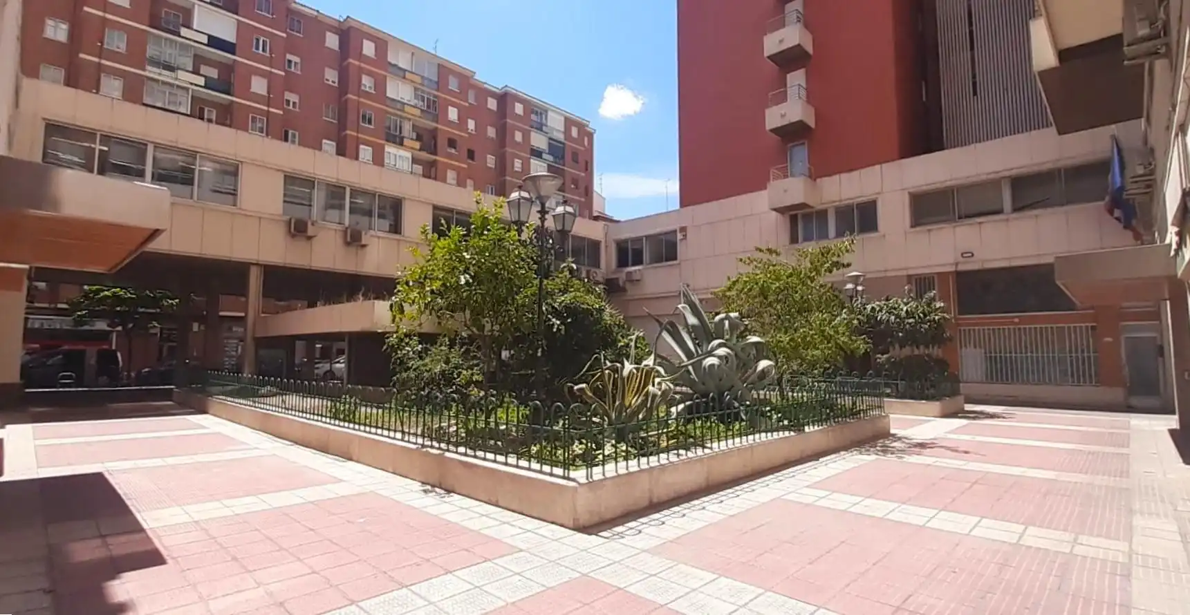 Flat with lift for sale in Calle PADRE FRANCISCO SUAREZ, imagen 4