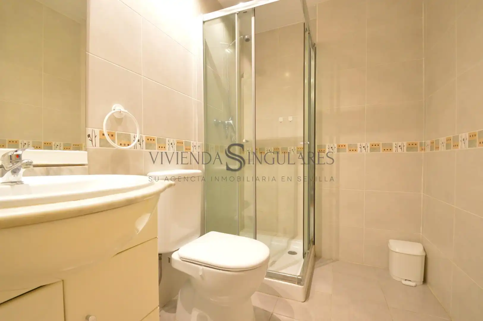 Bathroom of Detached homes for sale in Sevilla  with Air Conditioner, Private garden and Terrace