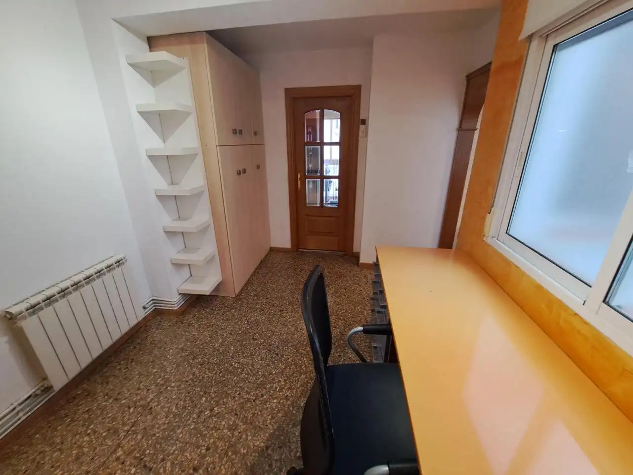 Flat for sale in Zaragoza  with Air Conditioner