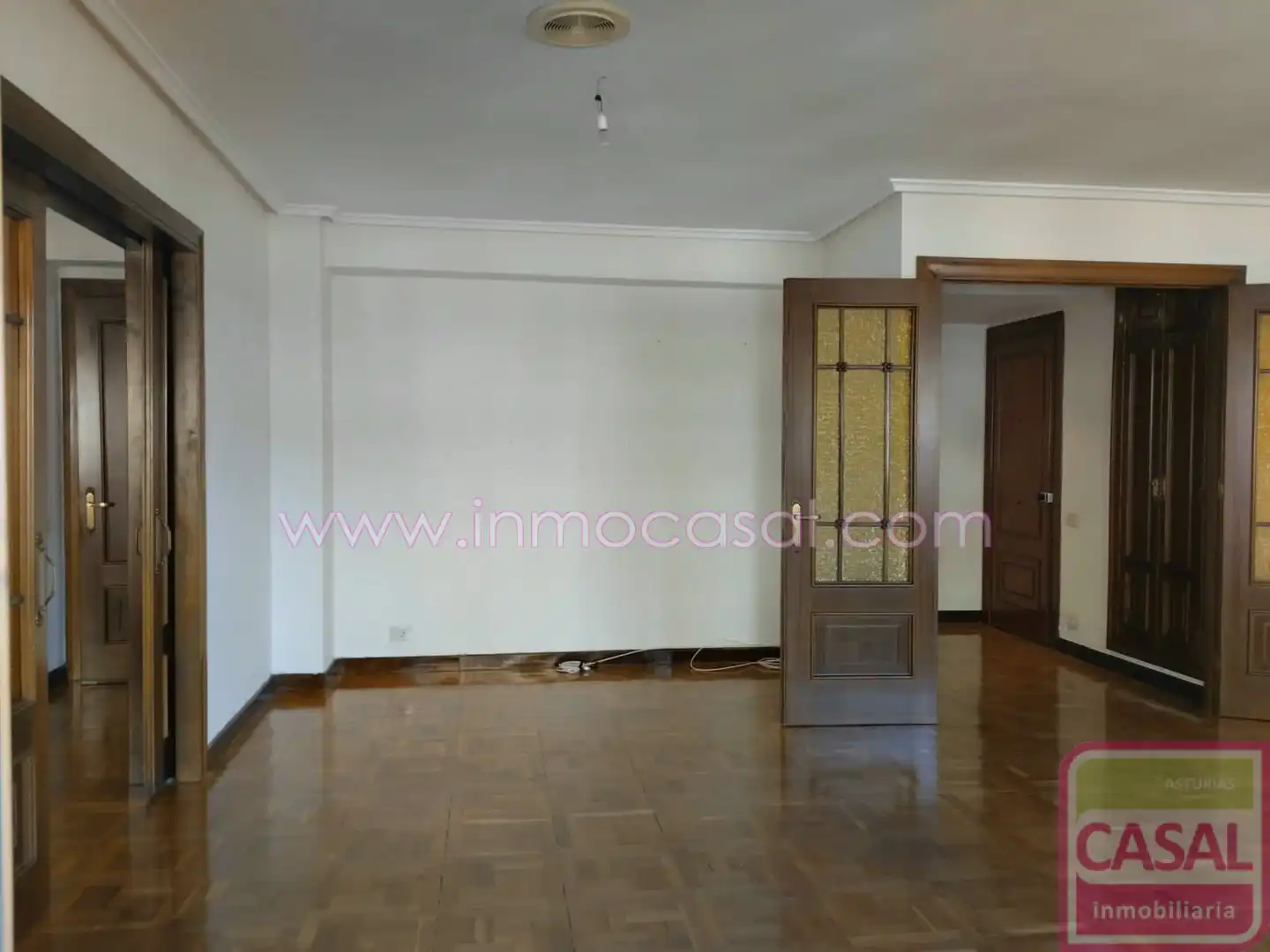 Living room of Flat for rent in Oviedo   with Heating, Terrace and Storage room