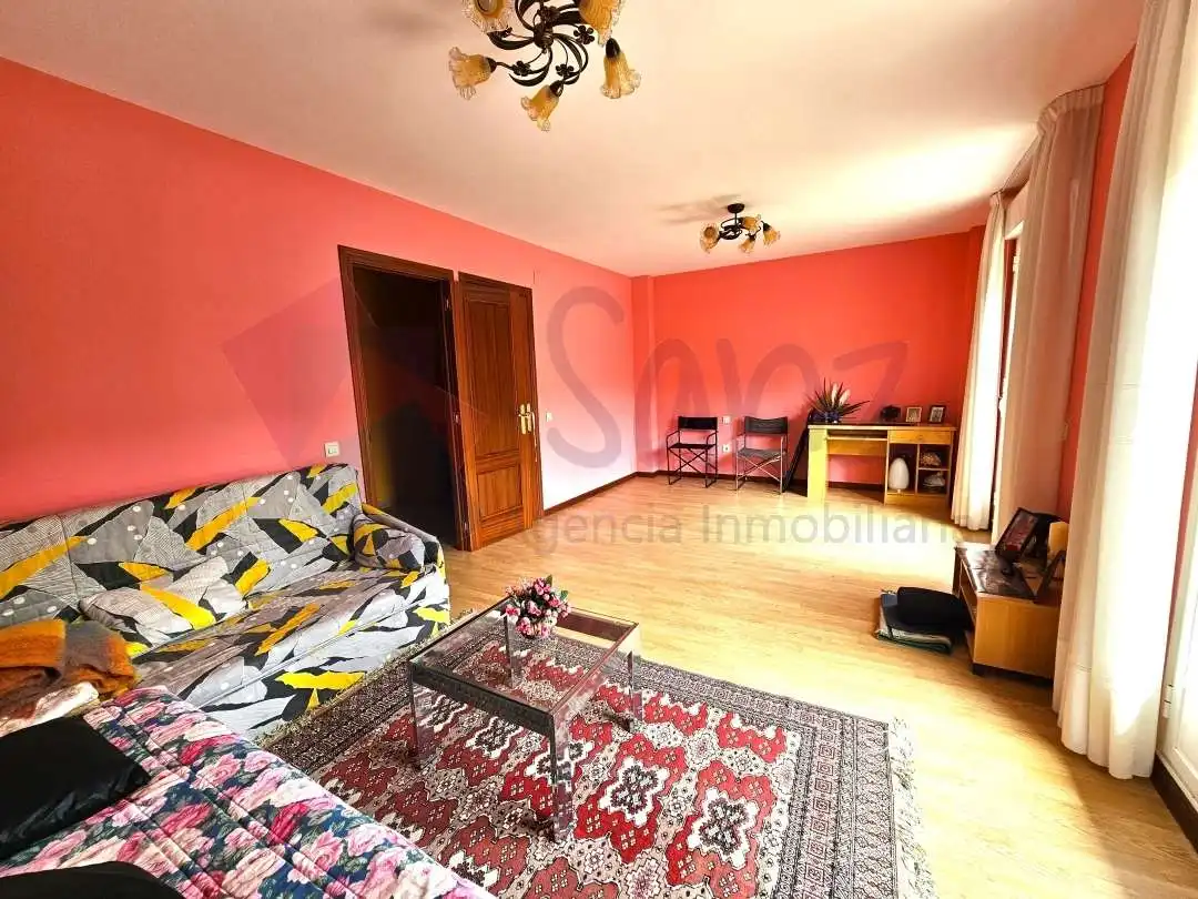 Living room of Detached homes for sale in Lagunilla del Jubera  with Heating, Private garden and Terrace