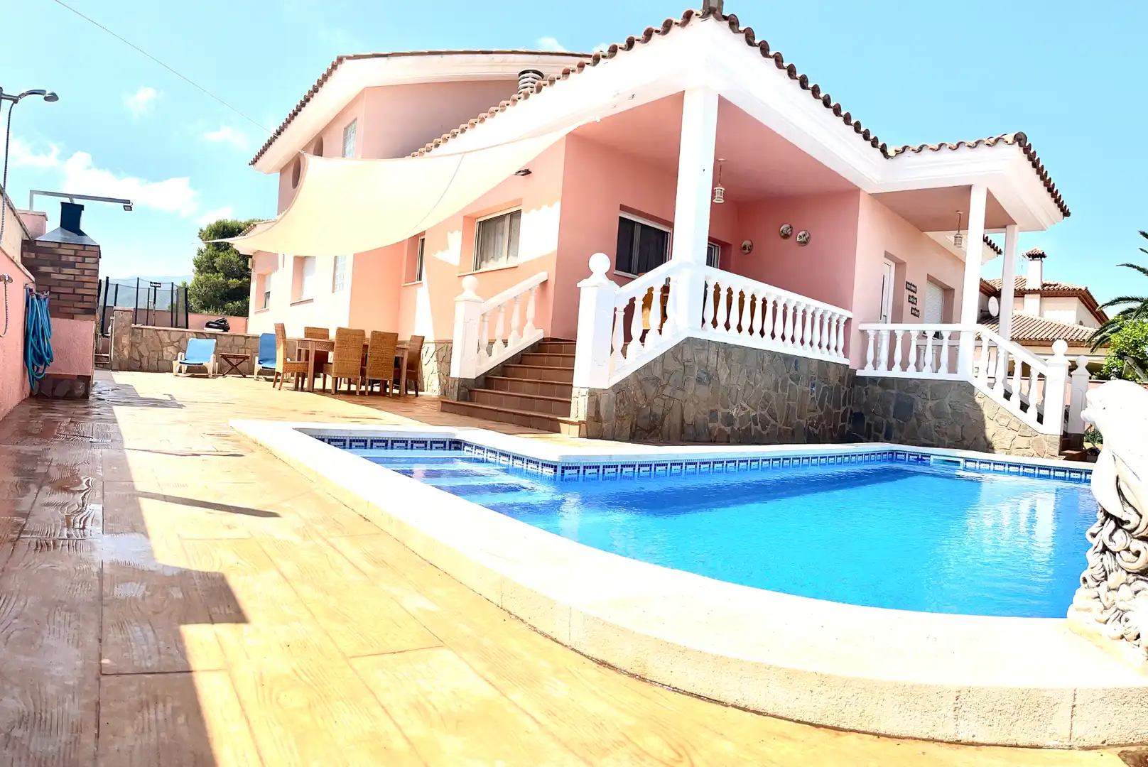 Xalet amb piscina en venda a Miami Platja