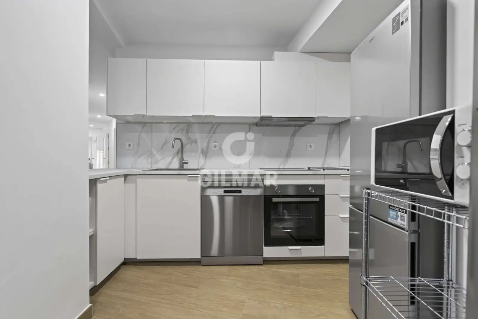 Cocina de Piso en venta en Sevilla con Calefacción y Jardín privado