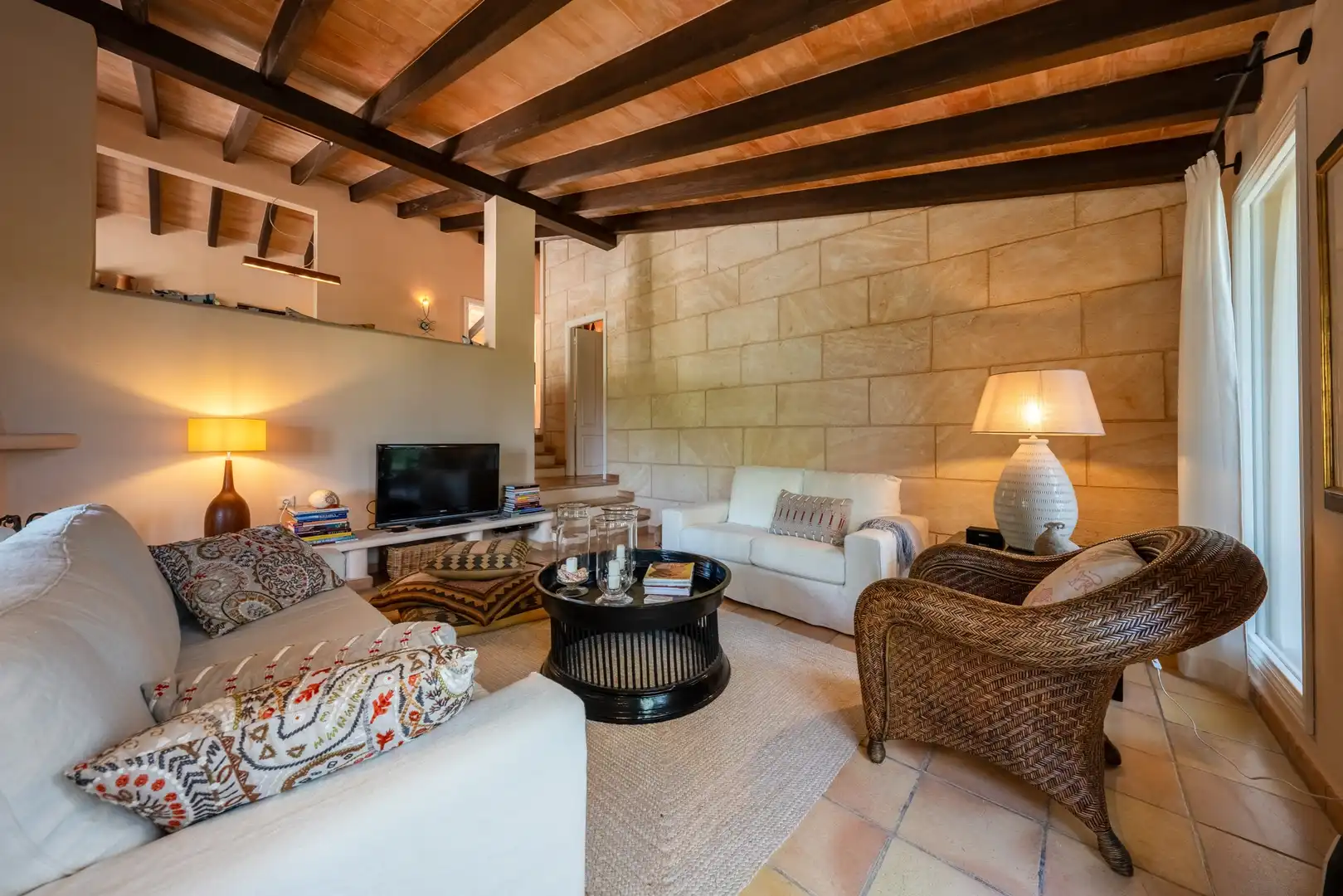 Wohnzimmer von Country house zum Verkauf in Artà mit Klimaanlage, Heizung und Terrasse