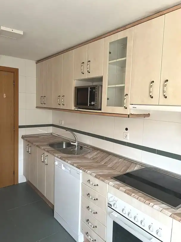 Kitchen of Flat for rent in Madrid  with Air Conditioner, Heating and Private garden