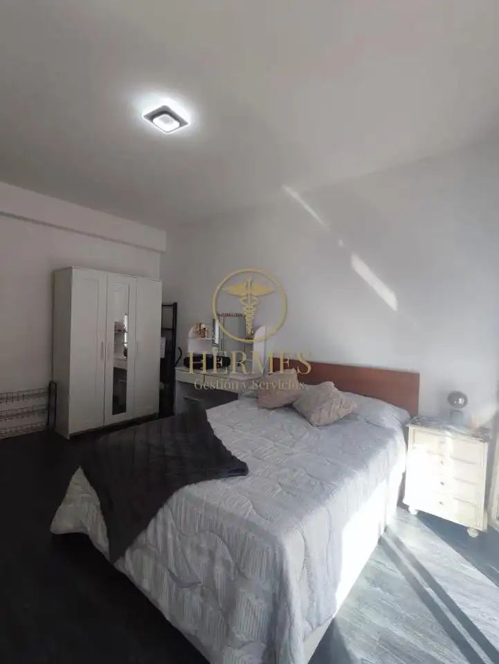 Habitación de Piso en venta en O Porriño   con Calefacción, Terraza y Trastero