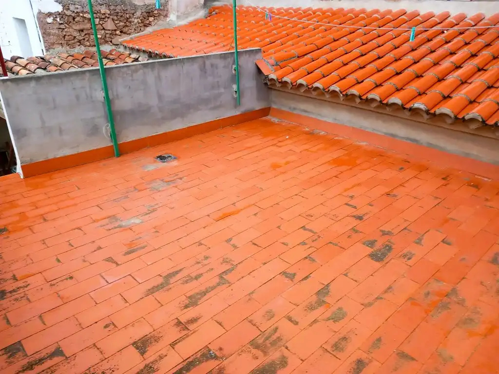 Terrace of Houses for sale in Calles  with Private garden, Terrace and Storage room