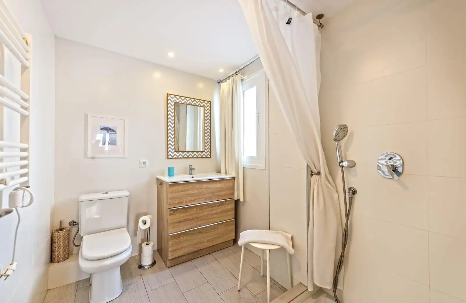 Badezimmer von Wohnungen zum Verkauf in Andratx mit Klimaanlage, Möbliert und Balkon