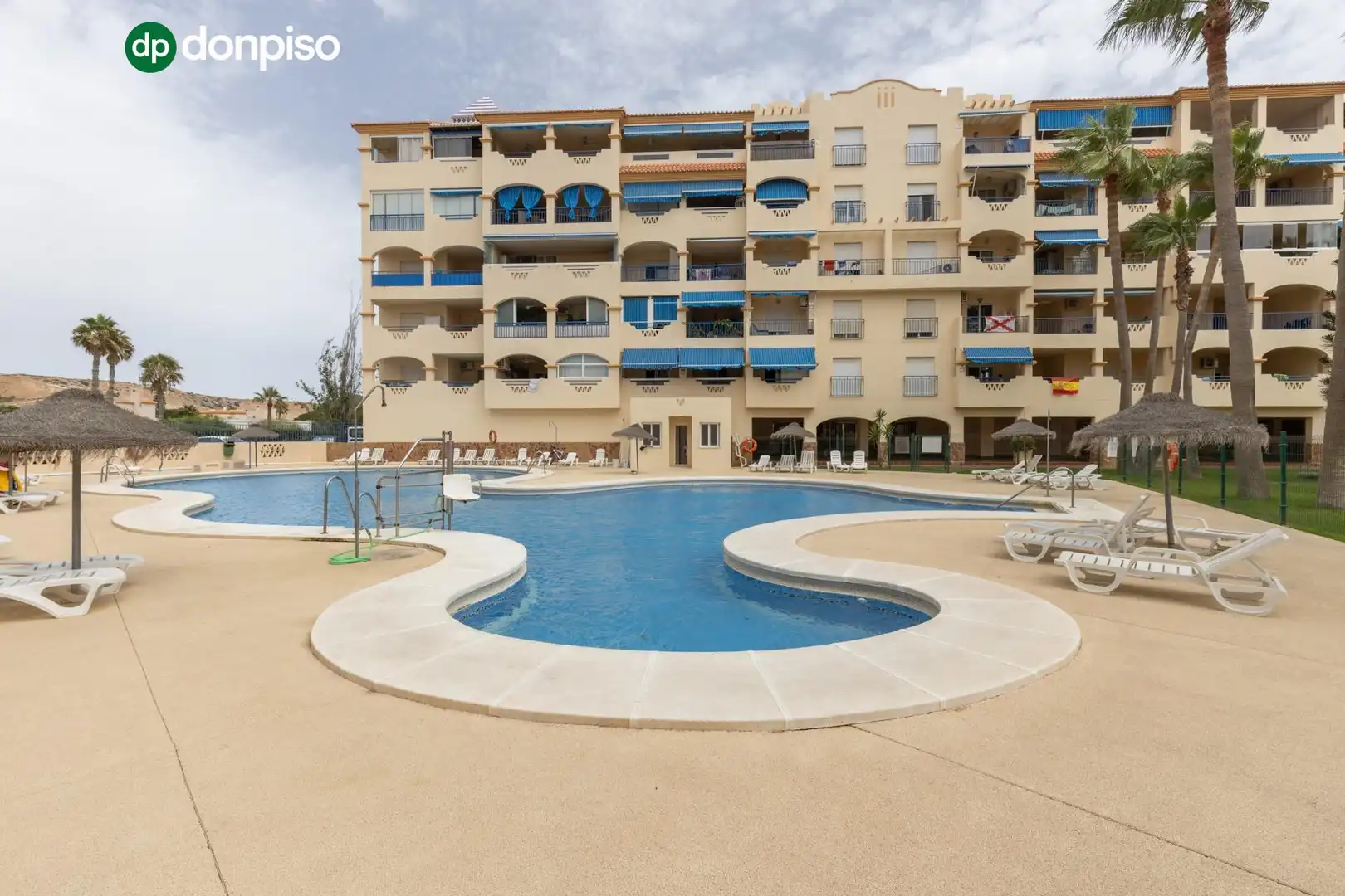 Piscina de Piso en venta en El Ejido con Piscina comunitaria