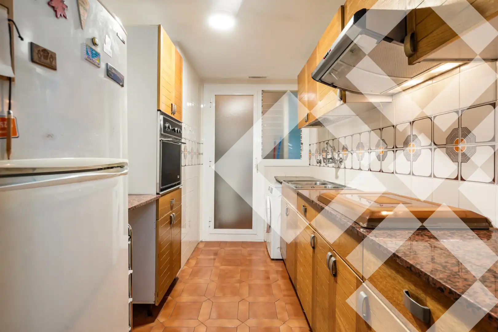 Kitchen of Flat for sale in Barcelona  with Air Conditioner, Terrace and Oven