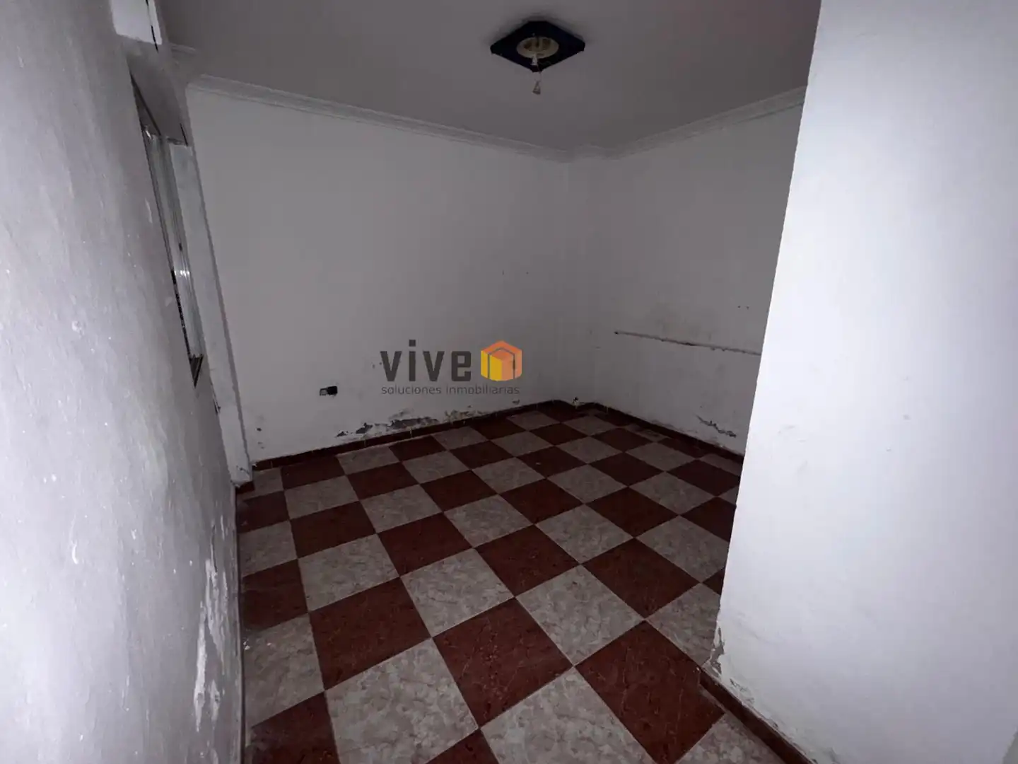 Flat for sale in Sevilla  with Private garden