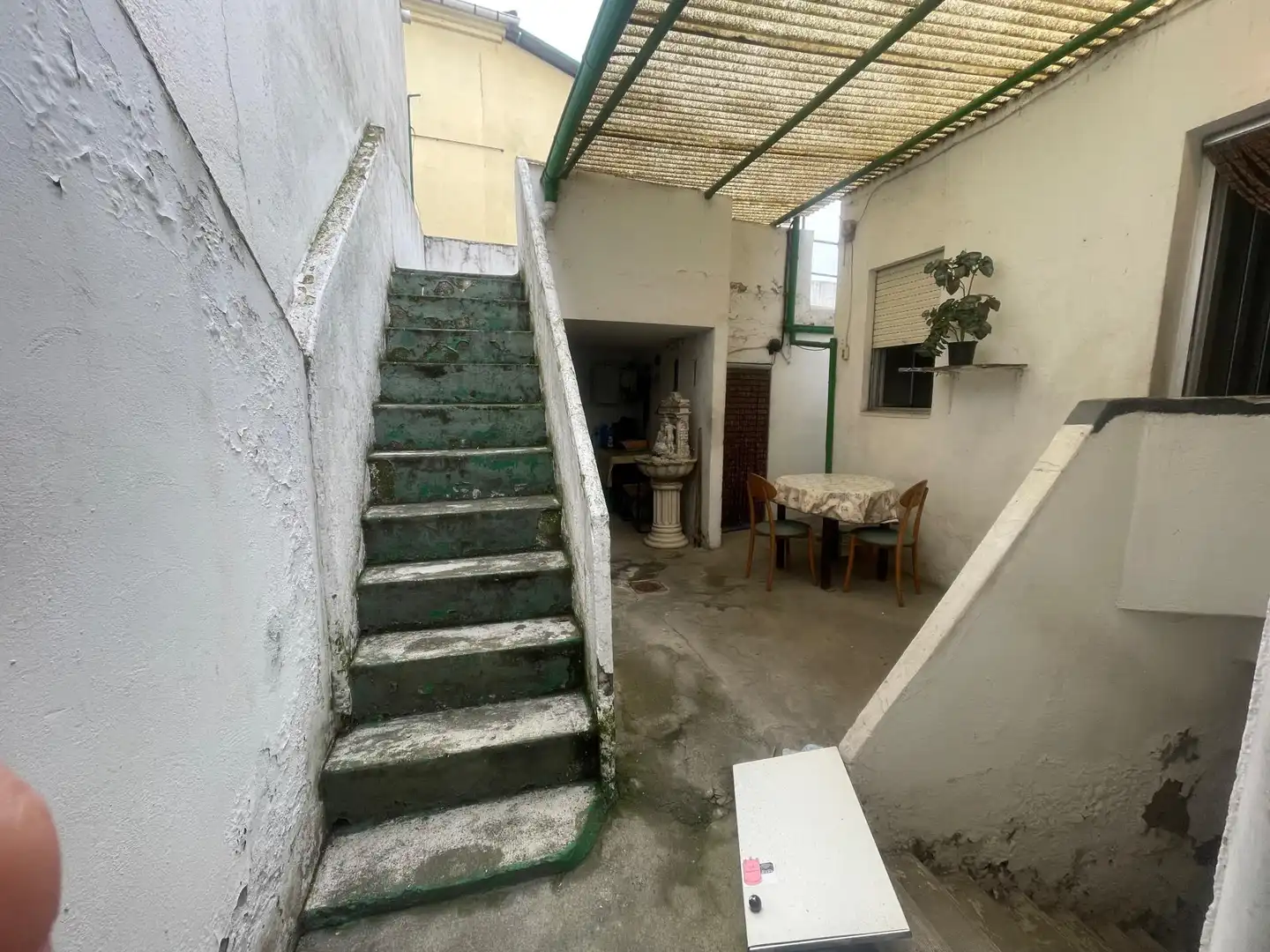 Einfamilien-Reihenhaus zum Verkauf in Ponferrada mit Heizung und Terrasse