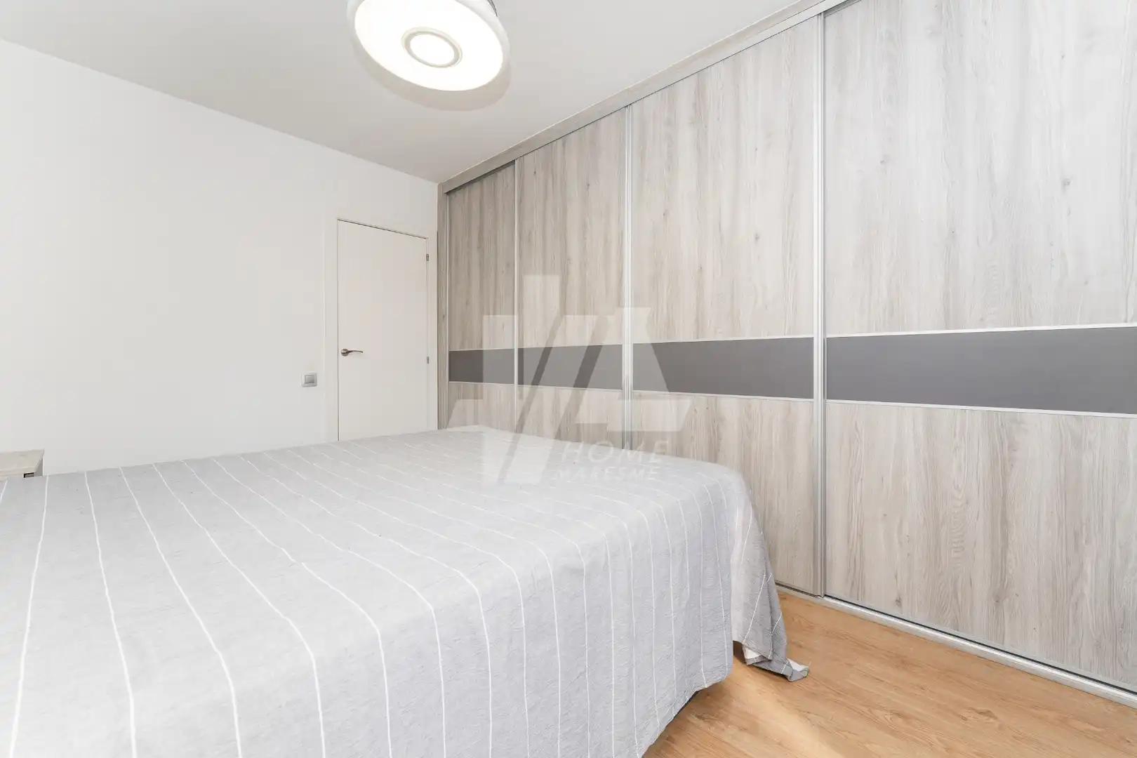 Dormitori de Pis en venda en Badalona amb Aire condicionat, Calefacció i Parquet