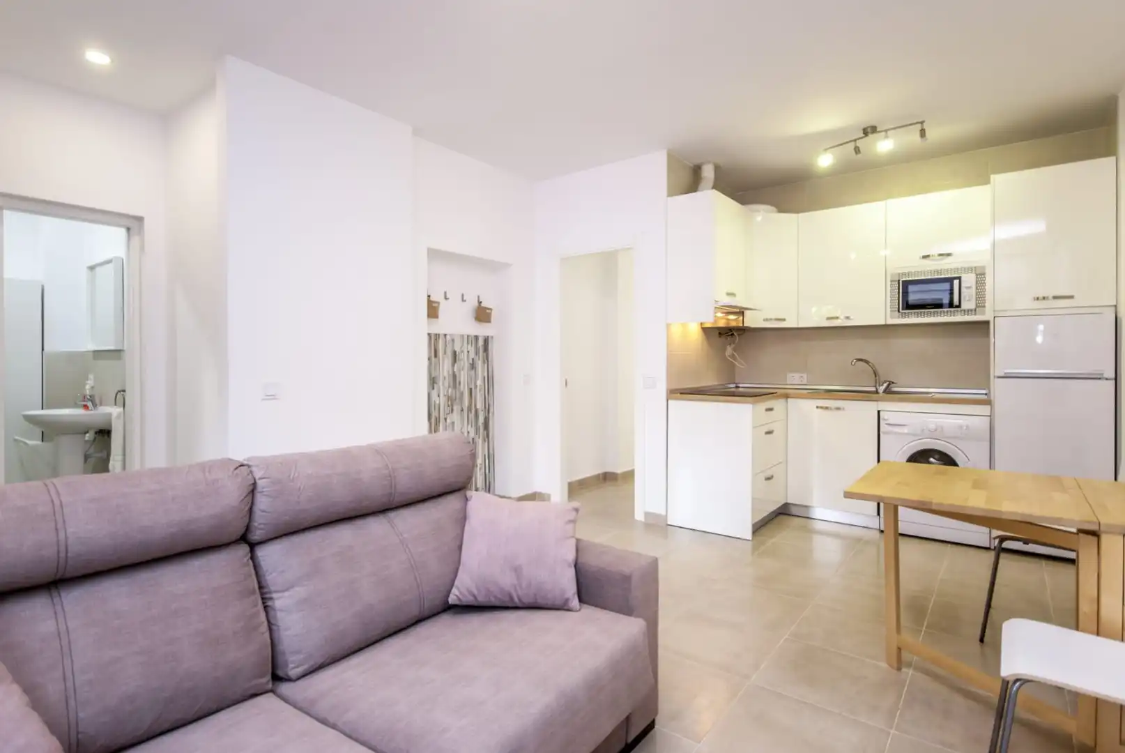 Sala d'estar de Pis en venda en Fuengirola amb Piscina comunitària