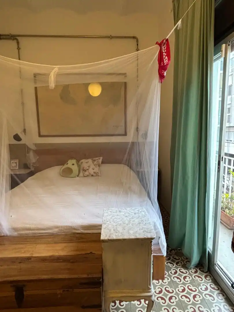 Habitación de Piso en venta en Badalona con Calefacción y Balcón
