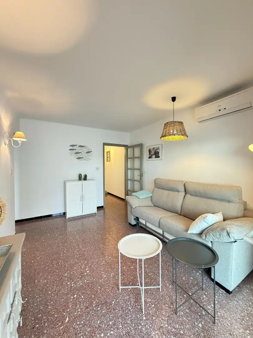 Sala d'estar de Apartament en venda en Roses amb Aire condicionat, Calefacció i Terrassa