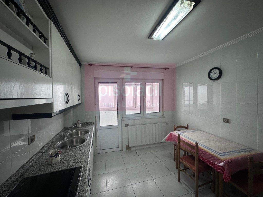 Kitchen of Flat for sale in Lugo Capital