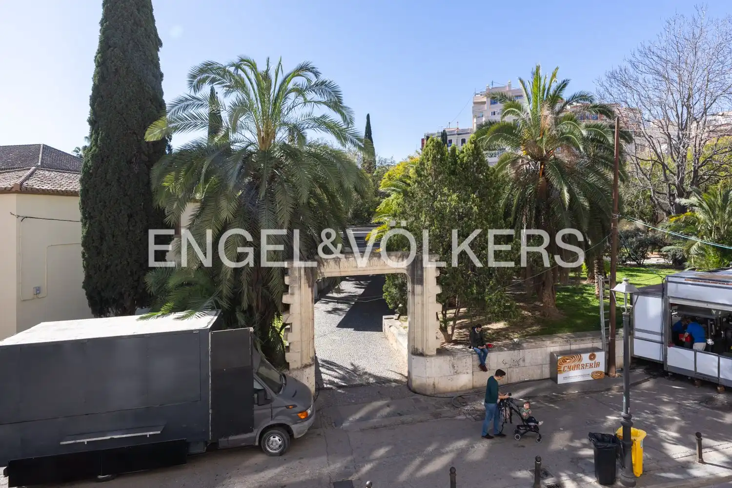 Vista exterior de Piso de alquiler en Valencia con Aire acondicionado, Calefacción y Piscina