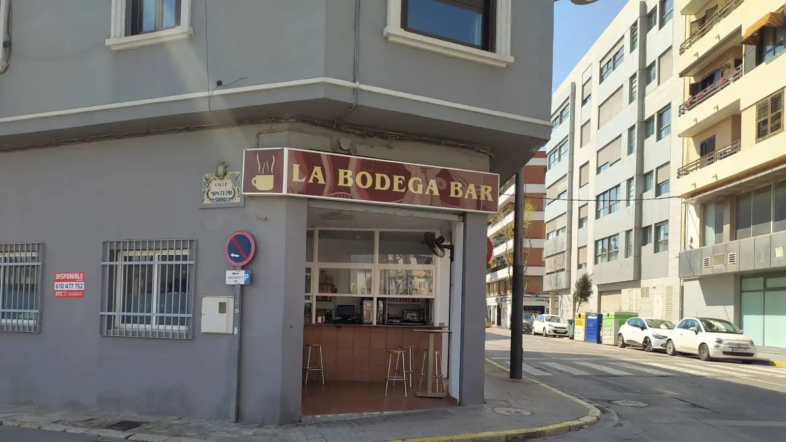 Local en venda en Manises amb Aire condicionat, Moblat i Alarma