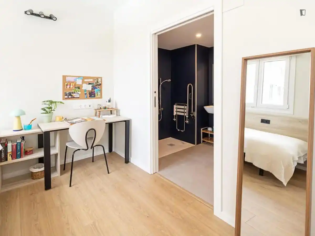 Bedroom of Flat for share in Terrassa  with Heating, Furnished and Internet